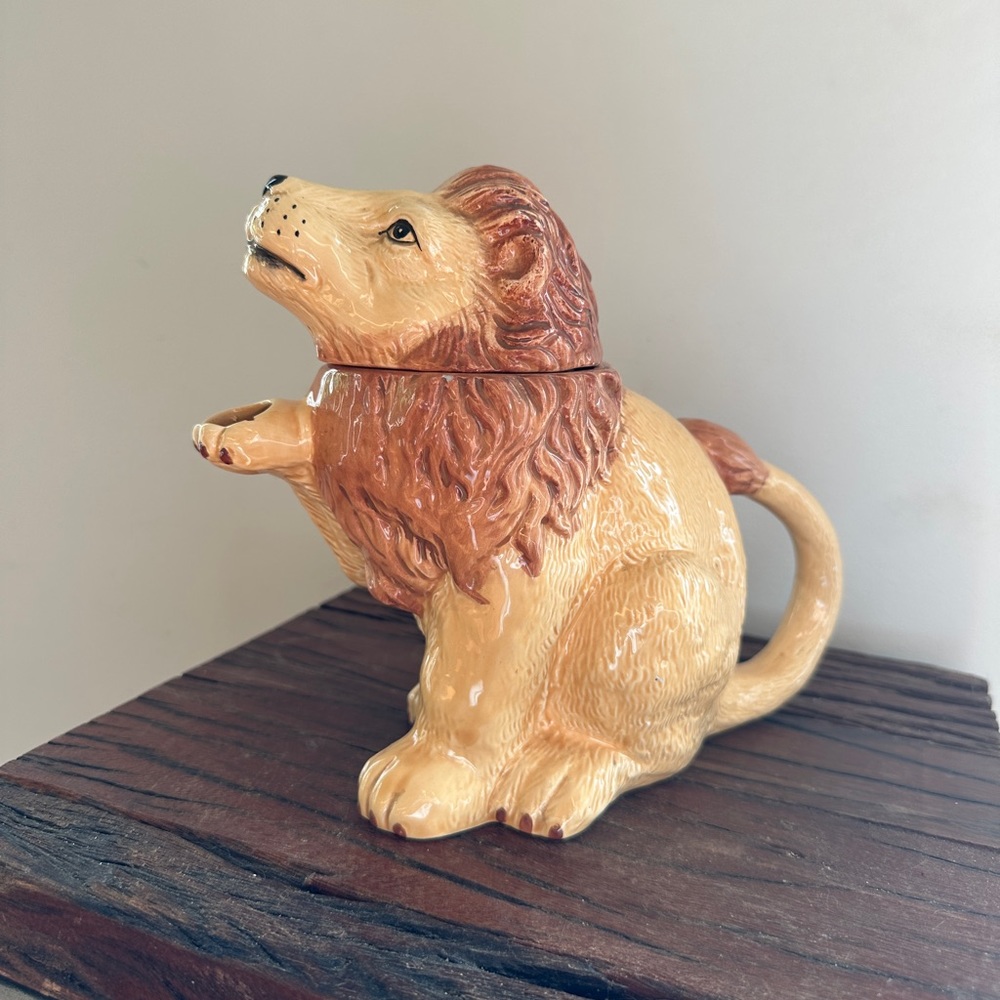 Vintage Albert Kessler Lion Teapot